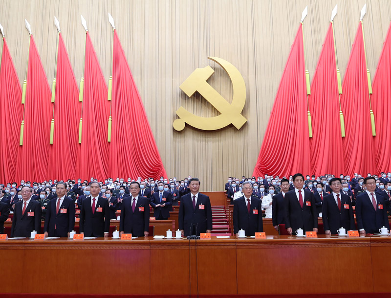 10月22日，中國共產(chǎn)黨第二十次全國代表大會在北京人民大會堂勝利閉幕。這是習近平、李克強、栗戰(zhàn)書、汪洋、王滬寧、趙樂際、韓正、王岐山、胡錦濤在主席臺上。.jpg