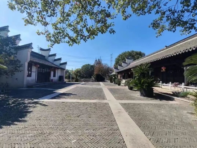 1216_095544_390.jpg 395518533138068043.jpg