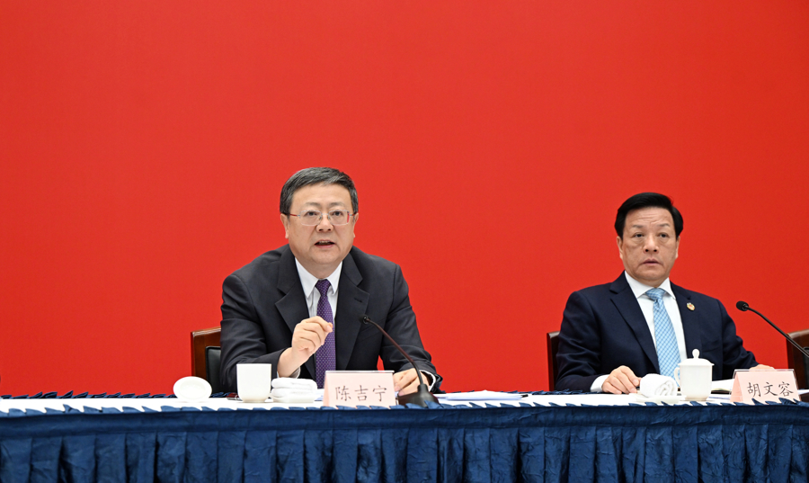 昨天，市委書記陳吉寧參加市政協(xié)十四屆三次會(huì)議專題會(huì)議。 陳正寶 攝  .jpg