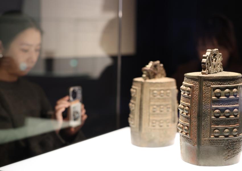 全球最大规模 宋元明清铜器亮相 41件展品首次公开 上博东馆展出今起对观众开放